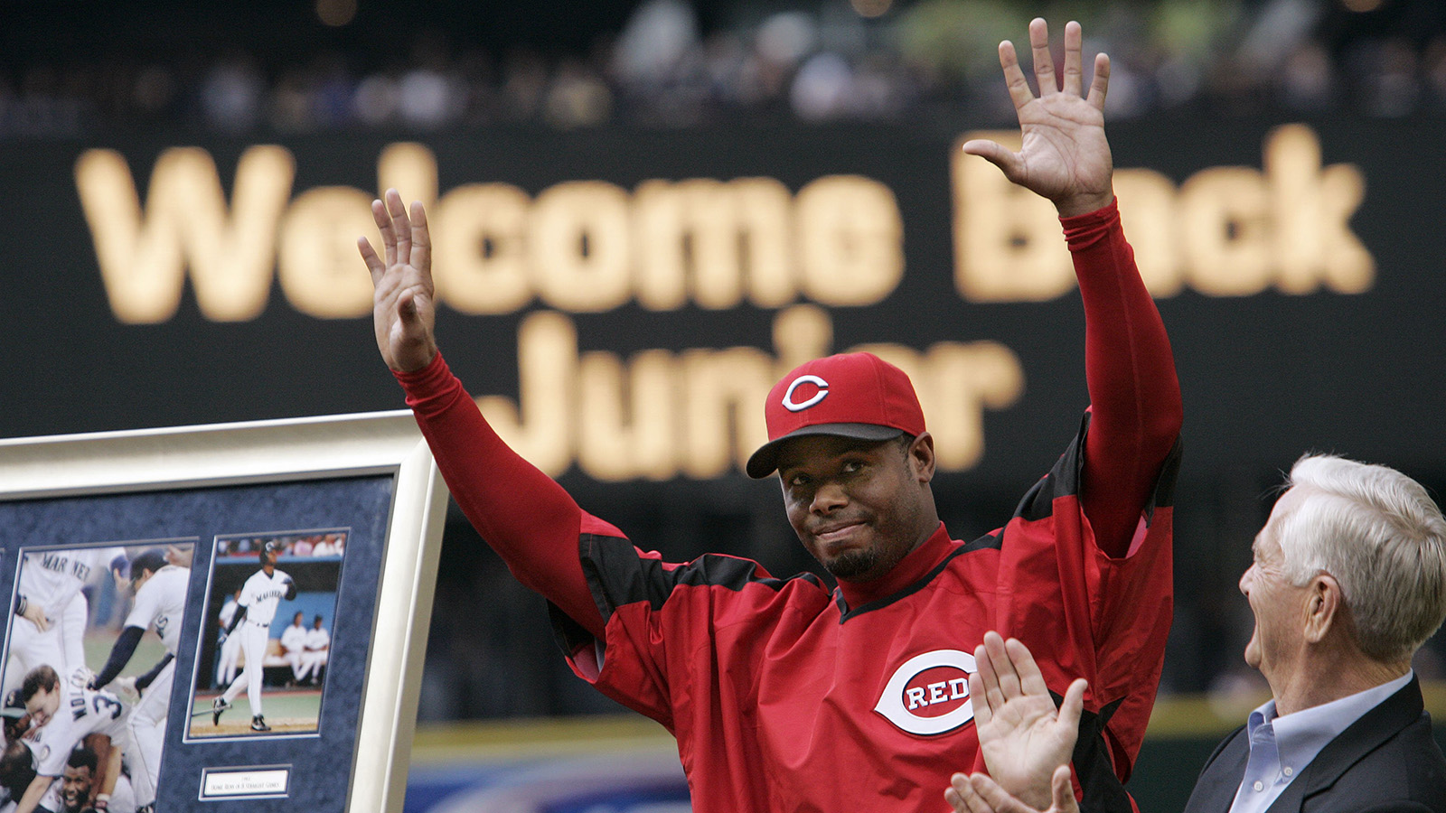 Defining Moments of the Decade: Ken Griffey Jr. Retires - Lookout