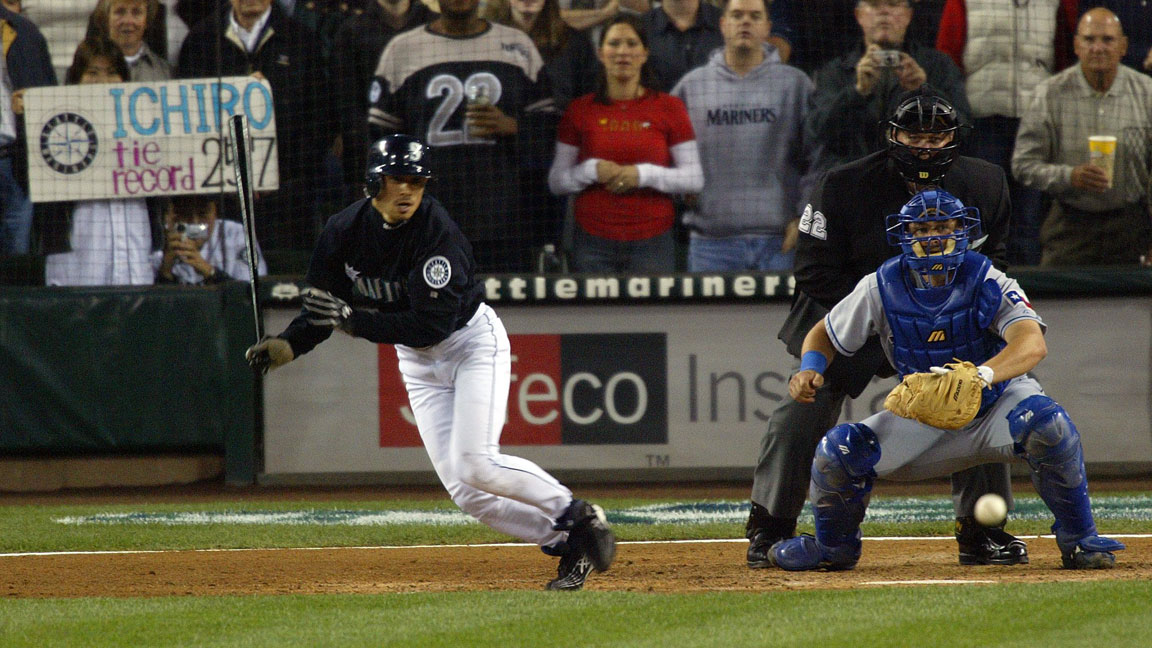 Ichiro Suzuki's 100th homer keeps hitting streak with Yankees alive -  Newsday