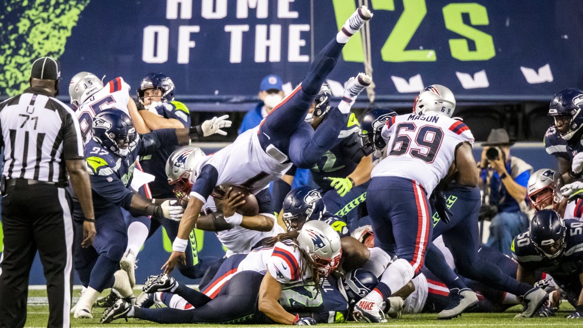 Seahawks hang on for 35-30 win over Patriots - NBC Sports